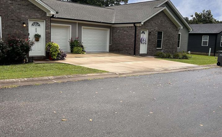 Pictures of Multifamily property located at 200 Wright Ave, Paducah, KY 42003 for sales - image #1
