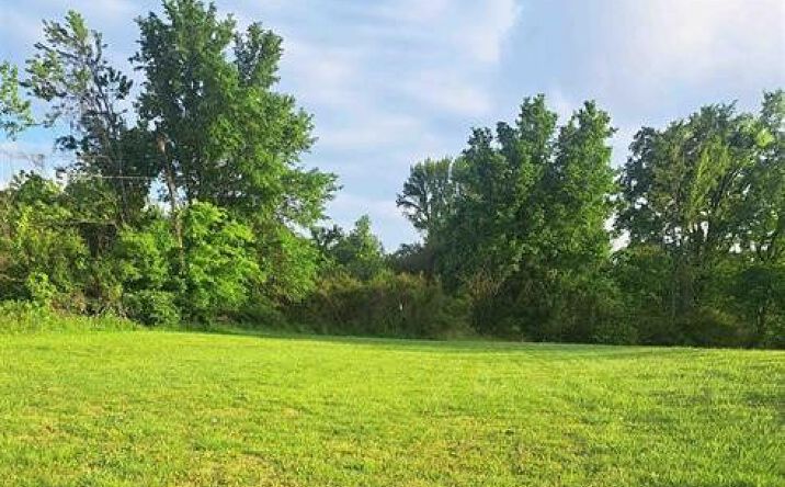 Pictures of Land property located at 2793 Frayser Blvd, Memphis, TN 38127 for sales - image #1