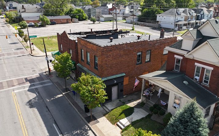 Pictures of Retail property located at 1029 E Livingston Ave, Columbus, OH 43205 for sales - image #1