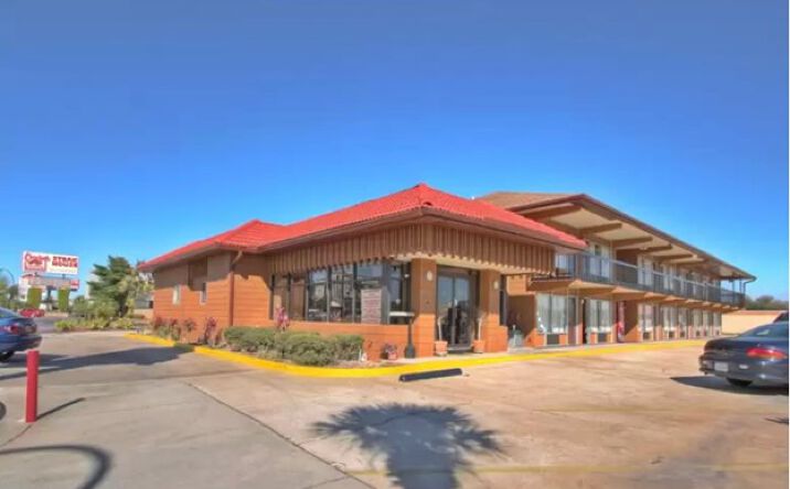 Pictures of Hospitality property located at 6119 S Orange Blossom Trl, Orlando, FL 32809 for sales - image #1