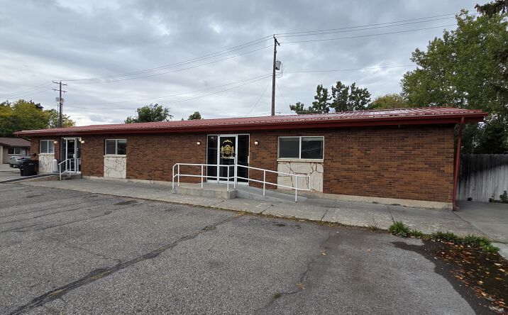Pictures of Office property located at 1393 Cambridge Dr, Idaho Falls, ID 83401 for sales - image #1
