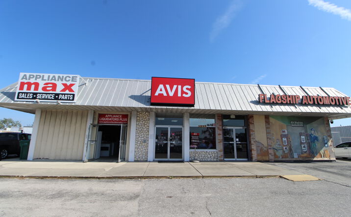 Pictures of Industrial, Retail property located at 1255 U.S. 41 Bypass S, Venice, FL 34285 for sales - image #1