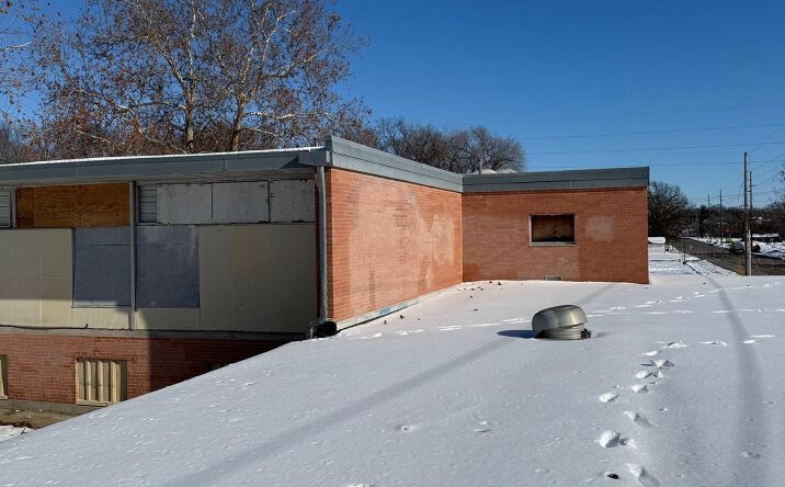 Pictures of Land property located at 2055 SW Clay ST, Topeka, KS 66604 for sales - image #1