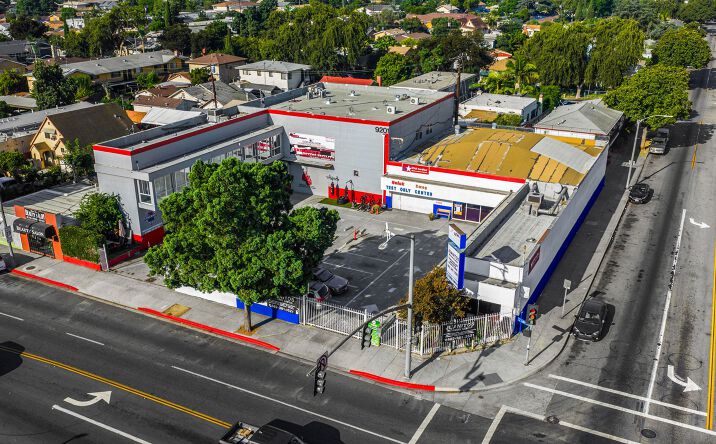 Pictures of Retail property located at 9201 California Ave, South Gate, CA 90280 for sales - image #1