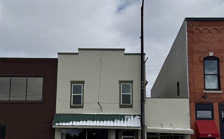 Pictures of Office property located at 305 S Stephenson Avenue, Iron Mountain, MI 49801 for sales - image #1