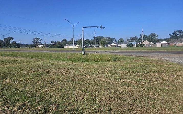 Pictures of Industrial property located at 5651 A HIGHWAY 165, Monroe, LA 71203 for sales - image #1