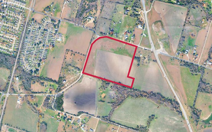 Pictures of Land property located at 1419 E Young Ave, Temple, TX 76501 for sales - image #1