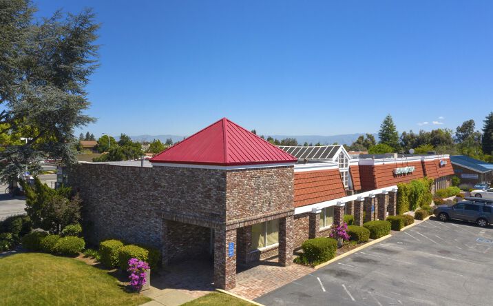 Pictures of Retail property located at 10520 S De Anza Blvd., Cupertino, CA 95014 for sales - image #1