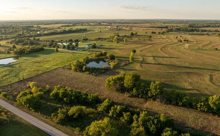 Pictures of Land property located at Tract 5 E State Route B Highway, Archie, MO 64725 for sales - image #1