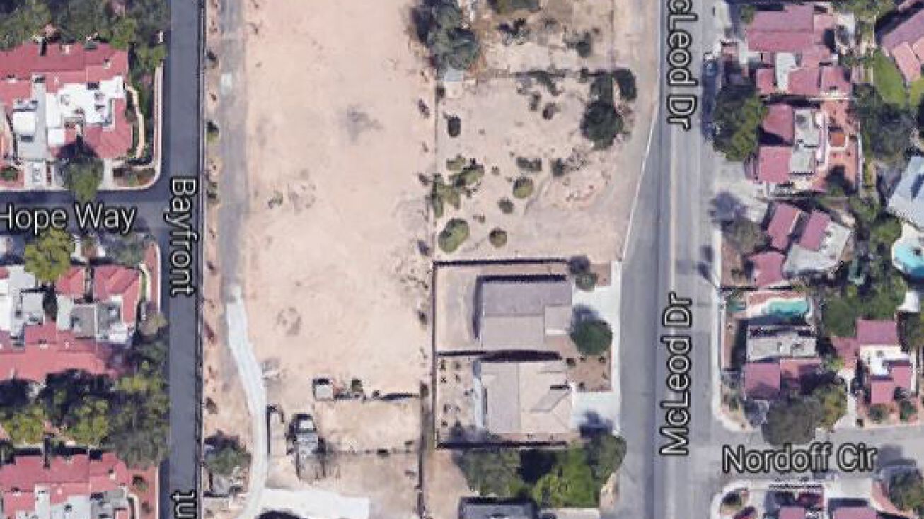 3793 McLeod Dr, Las Vegas, NV 89121