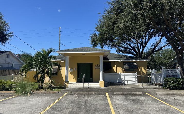 Pictures of Office property located at 3333 49th St N, St. Petersburg, FL 33713 for sales - image #1