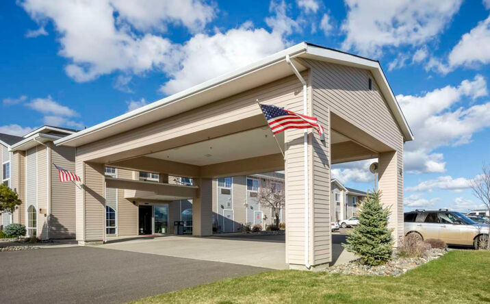 Pictures of Hospitality property located at 1200 Highland Ave, Enterprise, OR 97828 for sales - image #1