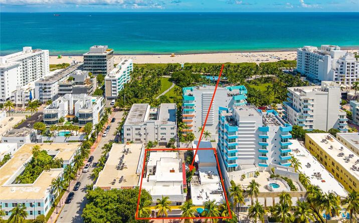 Pictures of Multifamily, Retail property located at 249 Collins Ave, Miami Beach, FL 33139 for sales - image #1
