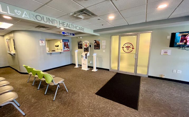 Pictures of Office property located at 1151 S 4th St, Louisville, KY 40203 for sales - image #1