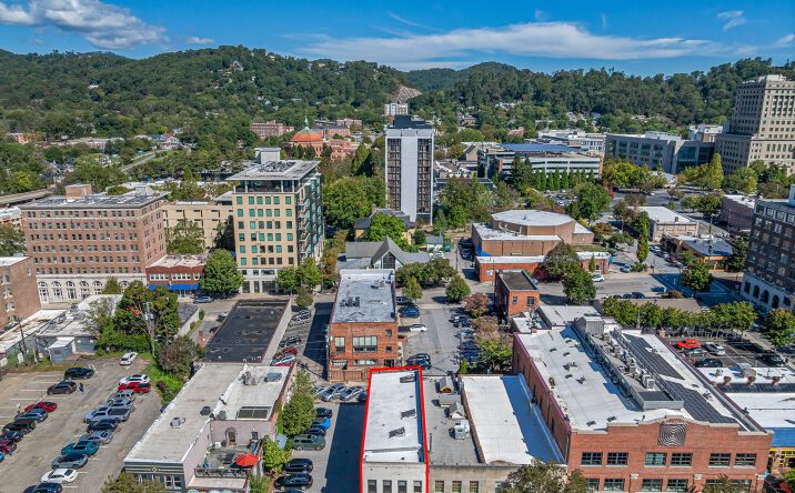 Pictures of Mixed Use, Multifamily, Retail property located at 58 Broadway St, Asheville, NC 28801 for sales - image #1