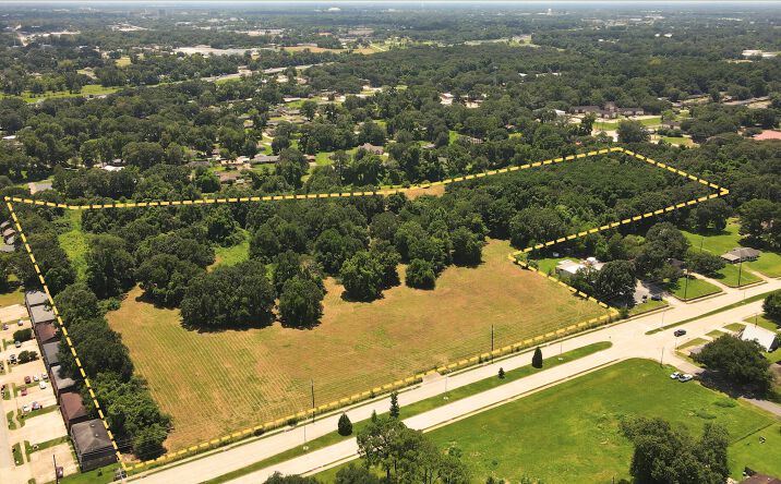 Pictures of Land property located at 600 E Pont Des Mouton Rd, Lafayette, LA 70507 for sales - image #1