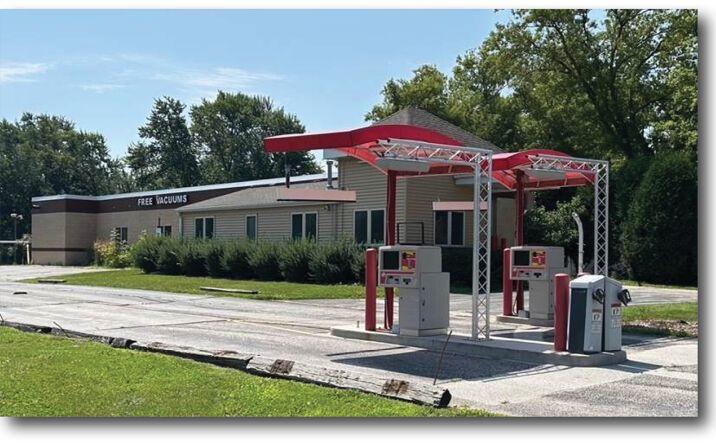 Pictures of Retail property located at 475 E Green Bay Ave, Saukville, WI 53080 for sales - image #1