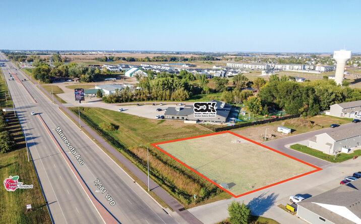 Pictures of Land property located at 1442 Tiger Way Pl, Harrisburg, SD 57032 for sales - image #1