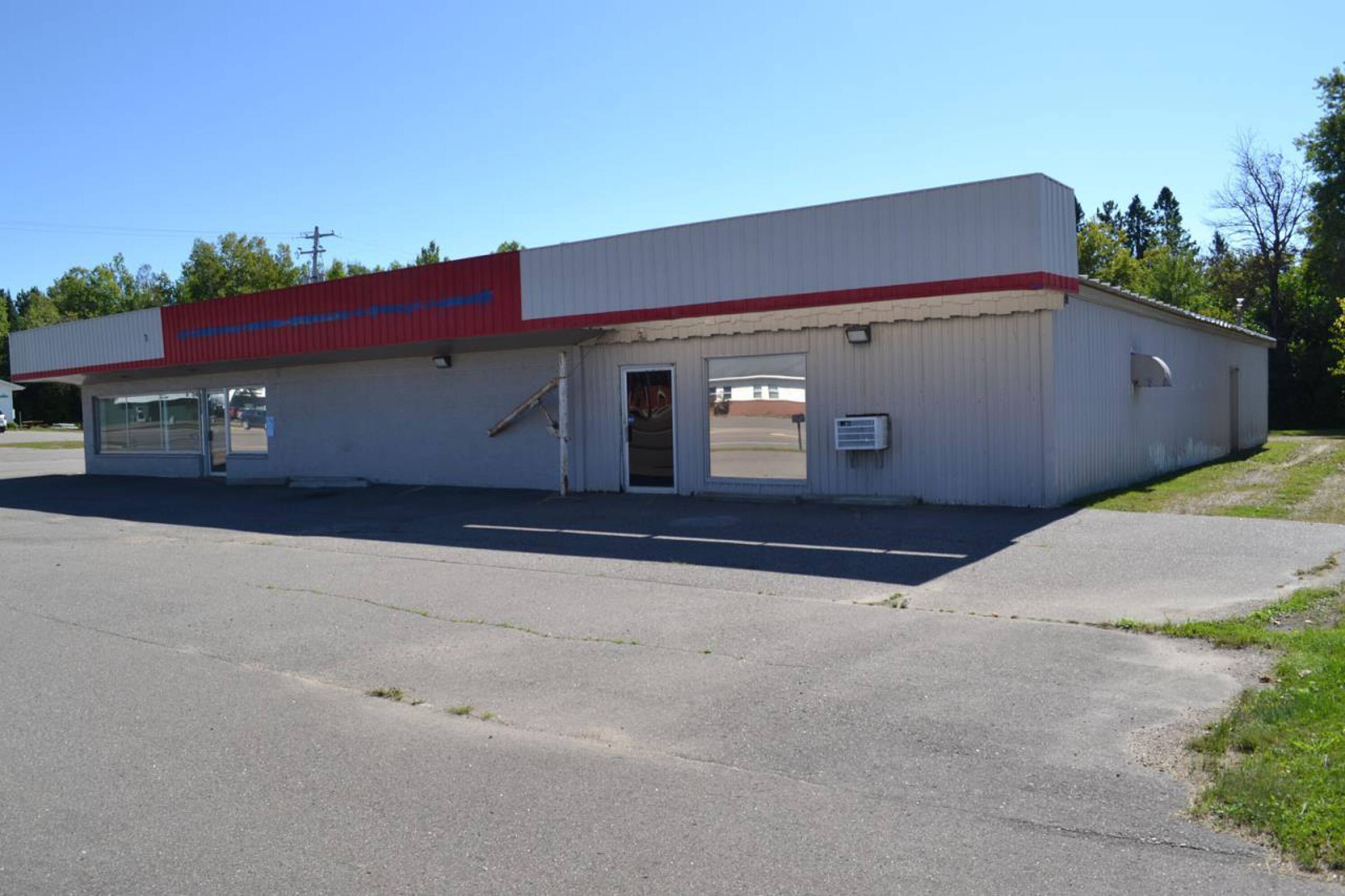 1830 N Stevens St, Rhinelander, WI 54501
