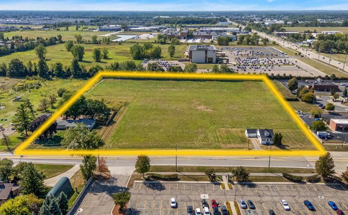 Pictures of Land property located at 50675 & 50811 Romeo Plank Rd, Macomb, MI 48044 for sales - image #1