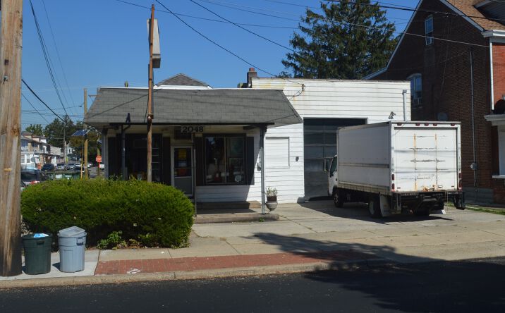 Pictures of Retail property located at 2048 S Broad St, Hamilton Township, NJ 08610 for sales - image #1