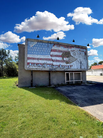 Pictures of Business for Sale, Retail, Mixed Use property located at 515 E Stephenson Street, Freeport, IL 61032 for sales - image #1