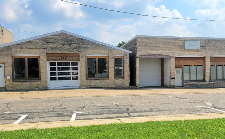 Pictures of Retail, Office, Industrial, Multifamily property located at 244 W Edgewater, Portage, WI 53901 for sales - image #1