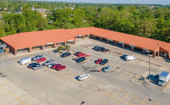 Pictures of Retail property located at 280-318 Northland Blvd, Springdale, OH 45240 for sales - image #1