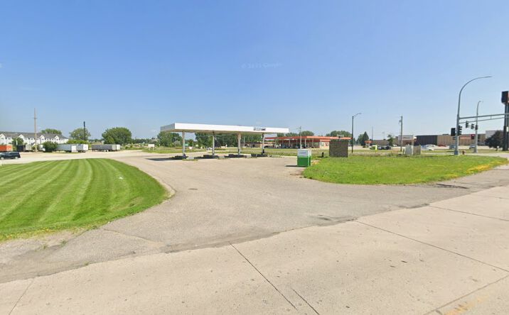 Pictures of Land property located at 151 Park Dr, Owatonna, MN 55060 for sales - image #1