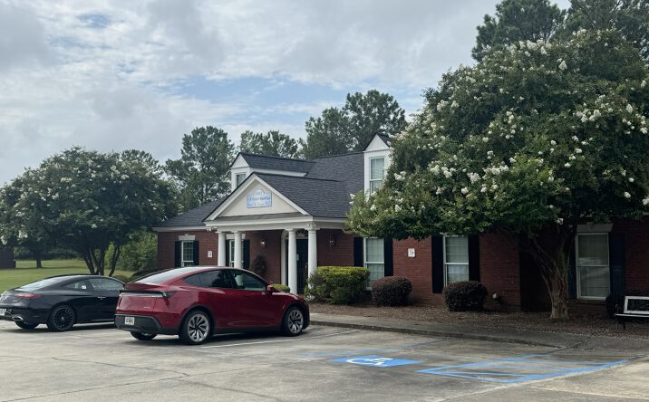 Pictures of Office property located at 1003 Fernwood Dr, Milledgeville, GA 31061 for sales - image #1