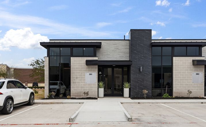 Pictures of Office property located at 1030 Katy Fort Bend Rd, Katy, TX 77493 for sales - image #1