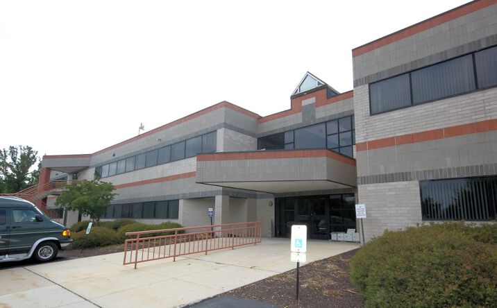 Pictures of Office property located at 4700 Union Deposit Road, Harrisburg, PA 17111 for sales - image #1