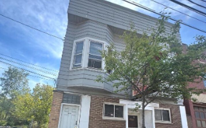 Pictures of Multifamily property located at 3799 E 54th St, Cleveland, OH 44105 for sales - image #1