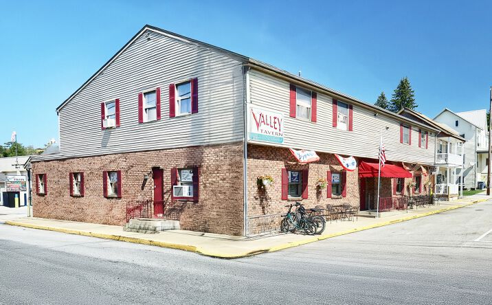 Pictures of Business for Sale, Hospitality, Retail property located at 1 Cherry St, Seven Valleys, PA 17360 for sales - image #1