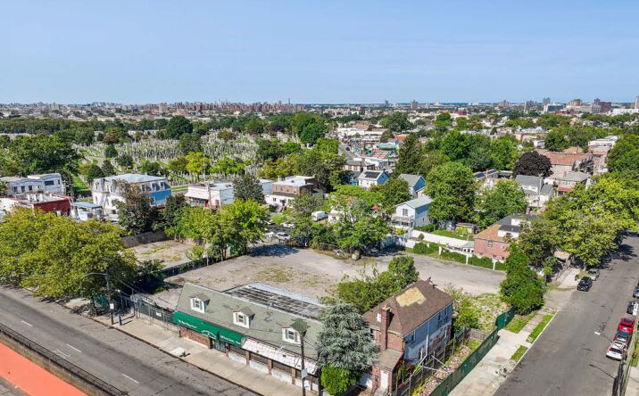 Pictures of Land property located at 2923 Bruckner Blvd, Bronx, NY 10461 for sales - image #1