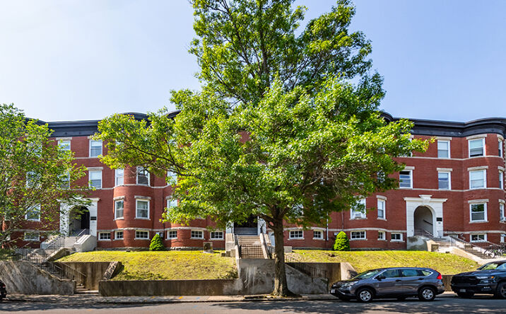 Pictures of Multifamily property located at 108 Winthrop Rd, Brookline, MA 02445 for sales - image #1