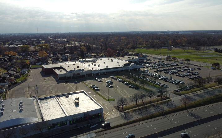 Pictures of Mixed Use, Retail property located at 15241 Michigan Ave, Dearborn, MI 48126 for sales - image #1
