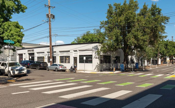 Pictures of Retail, Office, Industrial property located at 1631 SW Jefferson St, Portland, OR 97201 for sales - image #1