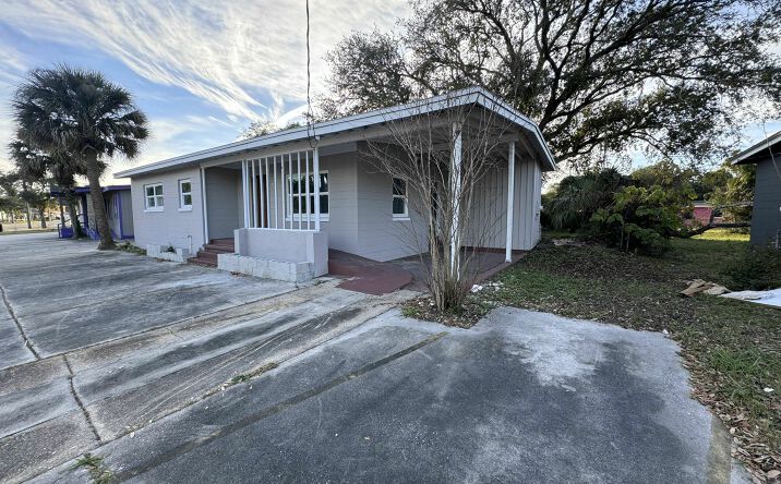 Pictures of Retail property located at 4628 Norwood Ave, Jacksonville, FL 32206 for sales - image #1