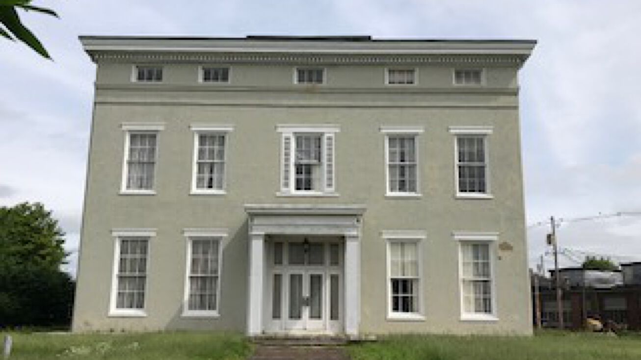 413 Carpenter St, Evansville, IN 47708