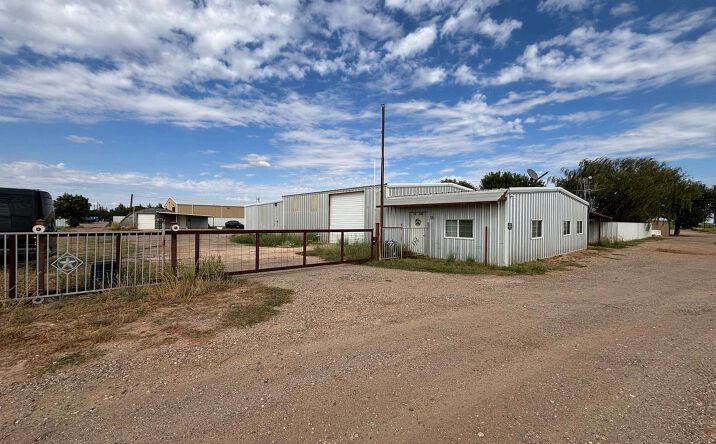 Pictures of Industrial, Retail property located at 2309 N Frankford Ave, Lubbock, TX 79416 for sales - image #1