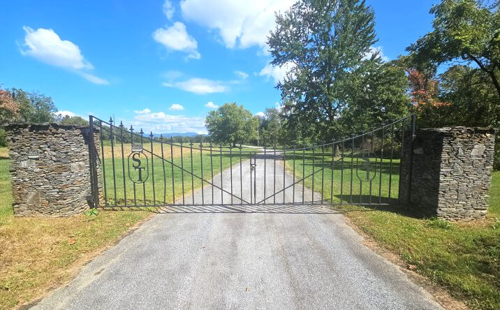 Pictures of Land property located at 111 Howard Gap, Fletcher, NC 28732 for sales - image #1