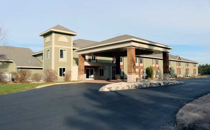 Pictures of Hospitality property located at 1600 US-31, Pellston, MI 49769 for sales - image #1