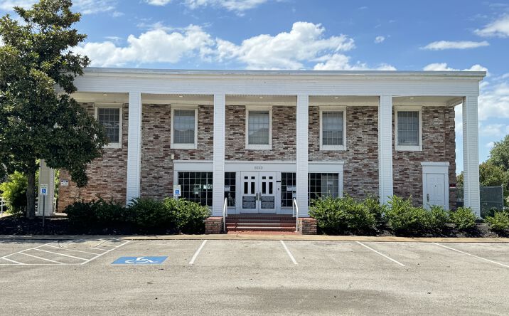 Pictures of Land, Office, Retail property located at 8133 Broadway St, Houston, TX 77061 for sales - image #1