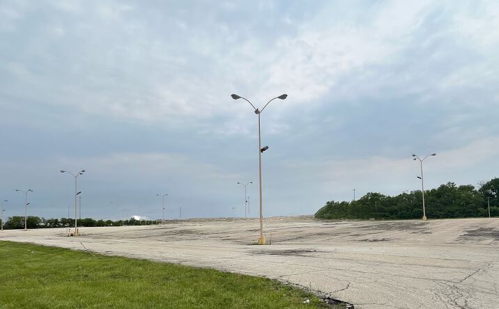 Pictures of Mixed Use, Land, Multifamily property located at 1500 W Lincoln Hwy, New Lenox, IL 60451 for sales - image #1