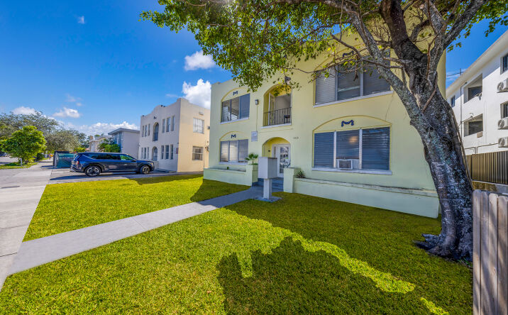 Pictures of Multifamily property located at 2028 SW 6th St, Miami, FL 33135 for sales - image #1