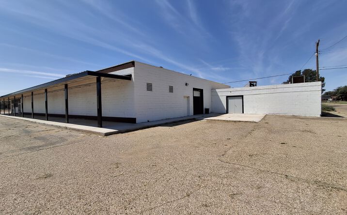 Pictures of Retail property located at 400 S Main St, Morton, TX 79346 for sales - image #1