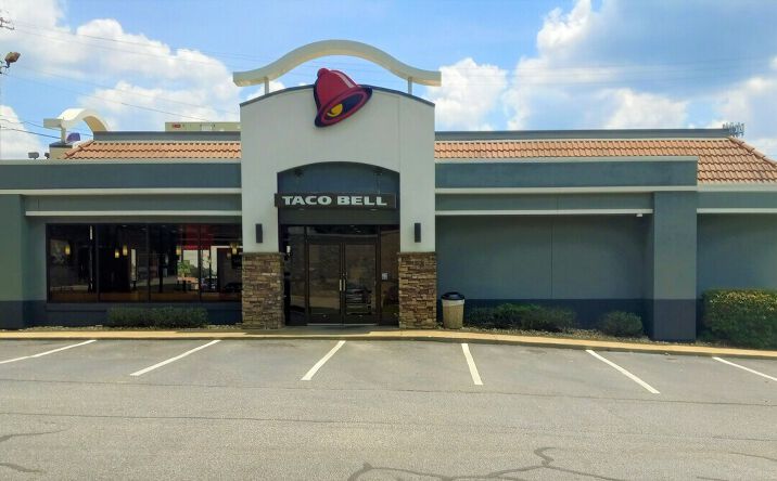 Pictures of Retail property located at 935 N Daleville Ave, Daleville, AL 36322 for sales - image #1
