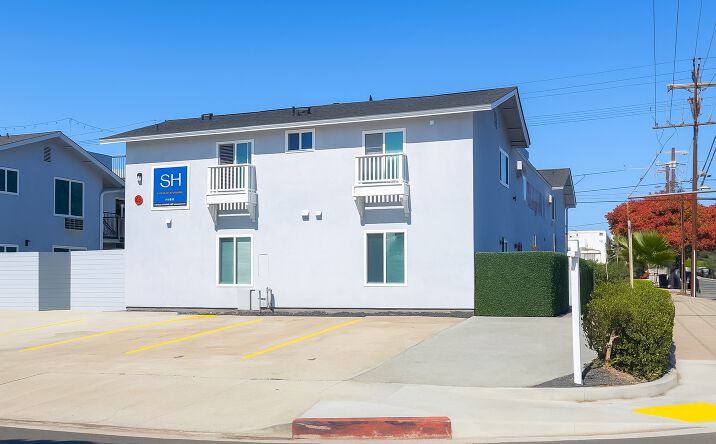 Pictures of Multifamily property located at 1478 Hornblend Street, San Diego, CA 92109 for sales - image #1
