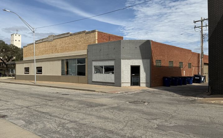 Pictures of Office property located at 310 College Ave, Alva, OK 73717 for sales - image #1